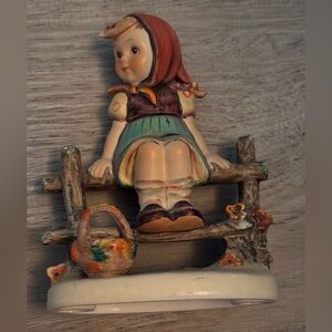 ❤️PRE-OWNED ‘JUST RESTING’ HUMMEL 1938